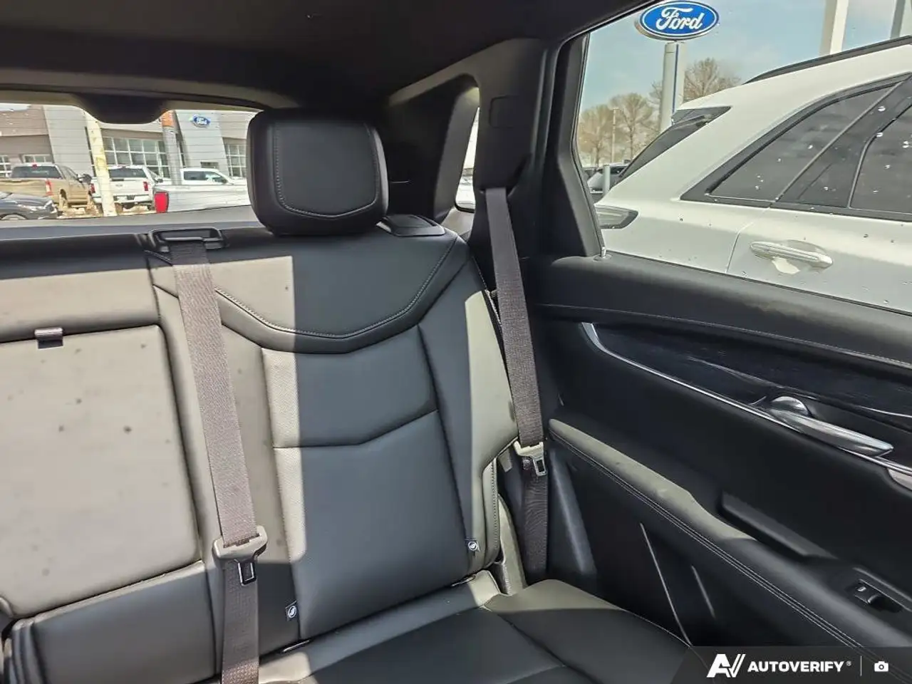 Cadillac XT5 снимка Cadillac XT5