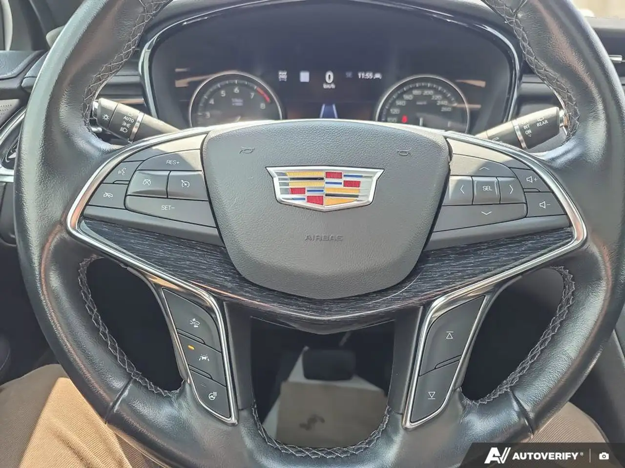 Cadillac XT5 снимка Cadillac XT5