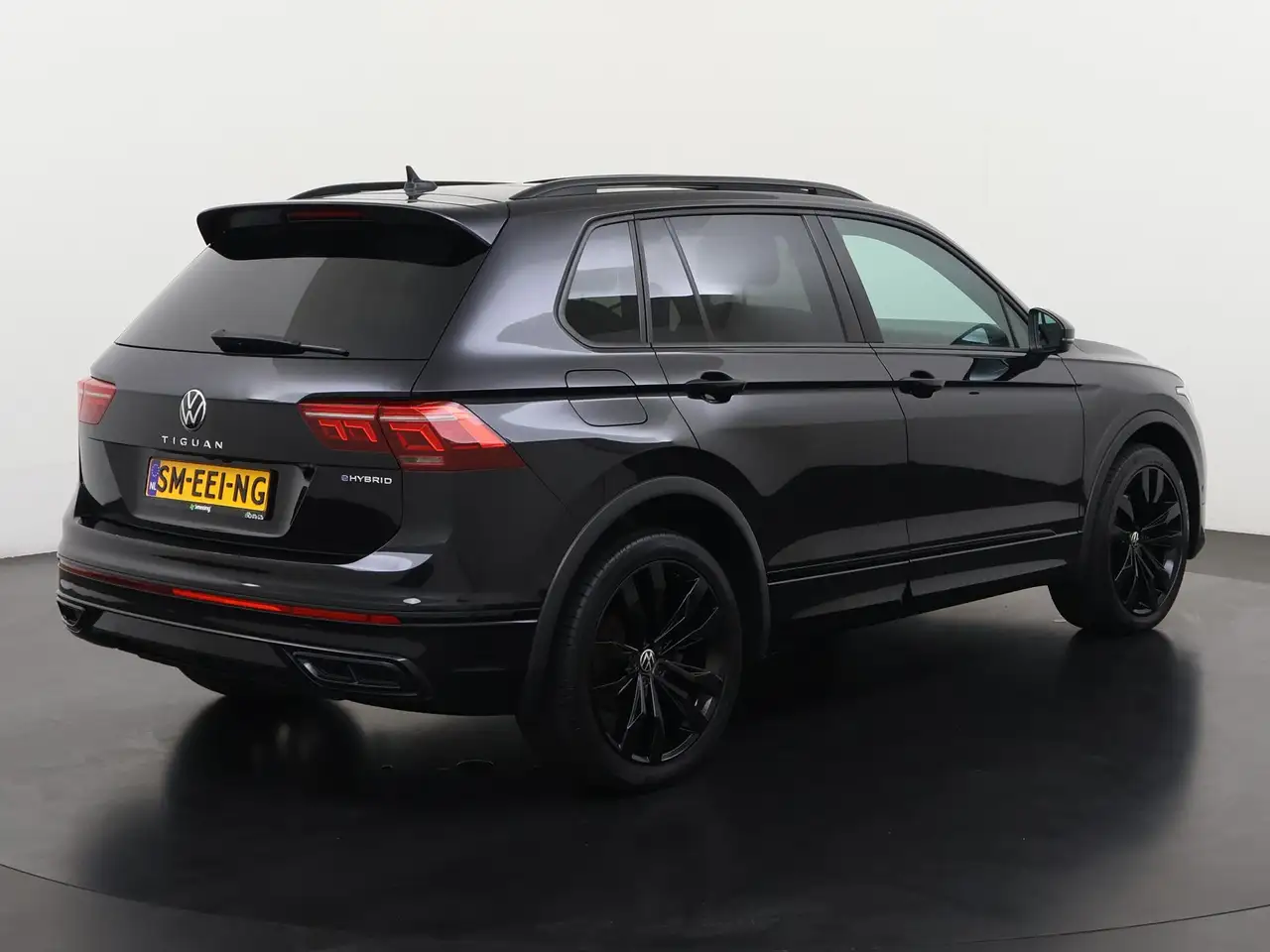 Volkswagen Tiguan 1.4 TSI eHybrid R-Line Black Style Panoramadak, миниатюра 4