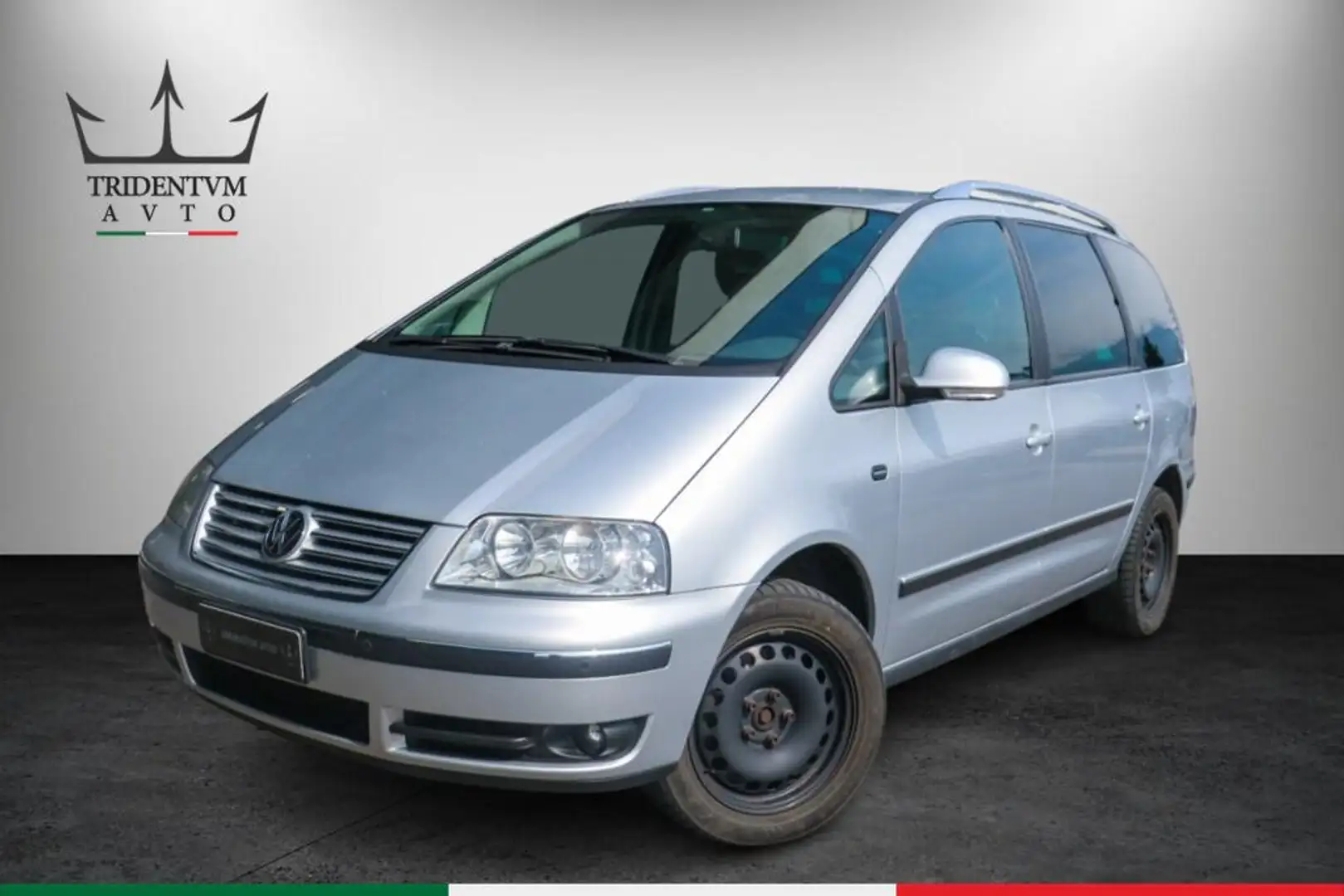 Volkswagen Sharan 1.9 tdi Time 4motion Argintiu - 1
