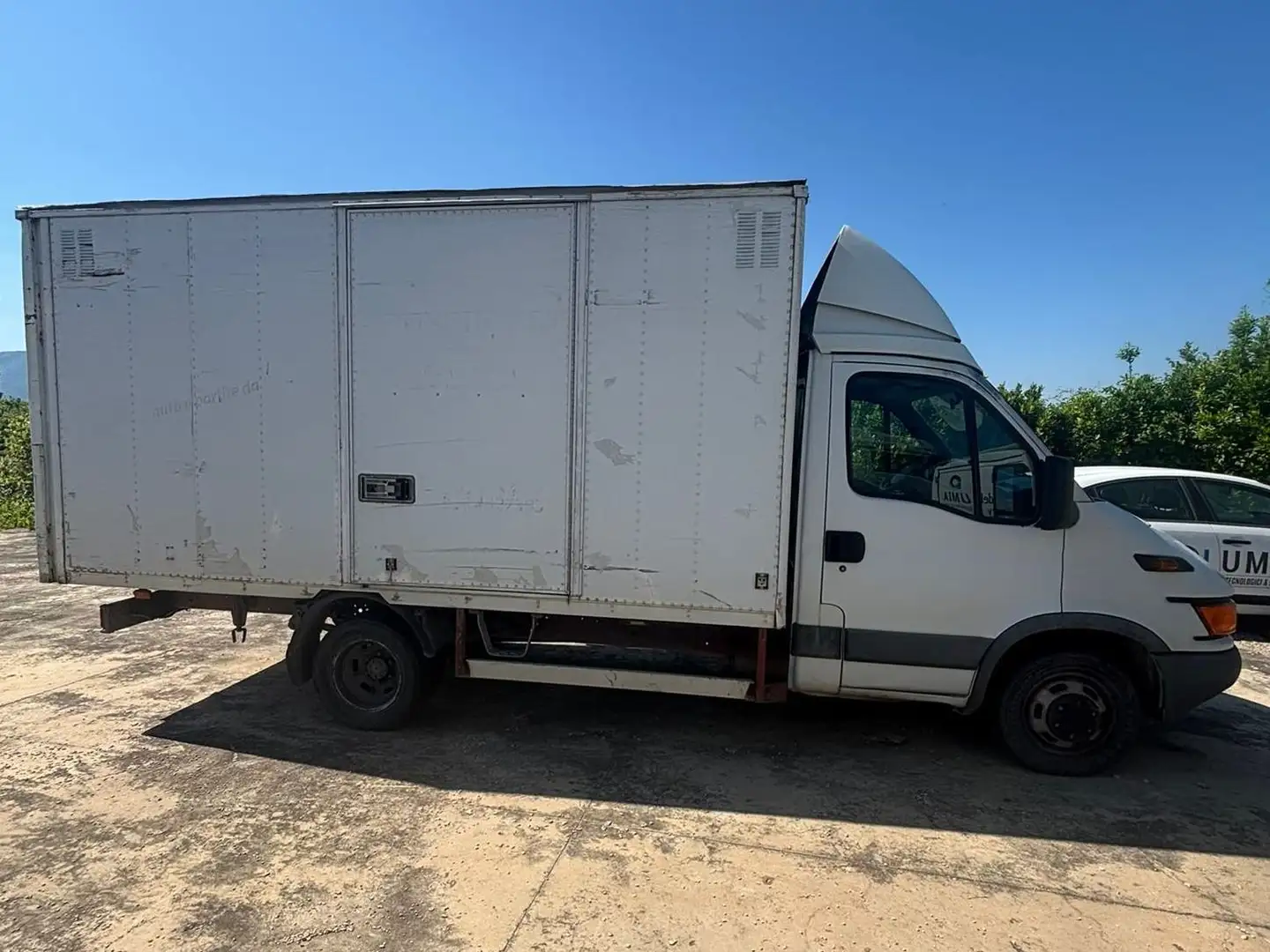 Iveco Daily 35c13a Bianco - 1