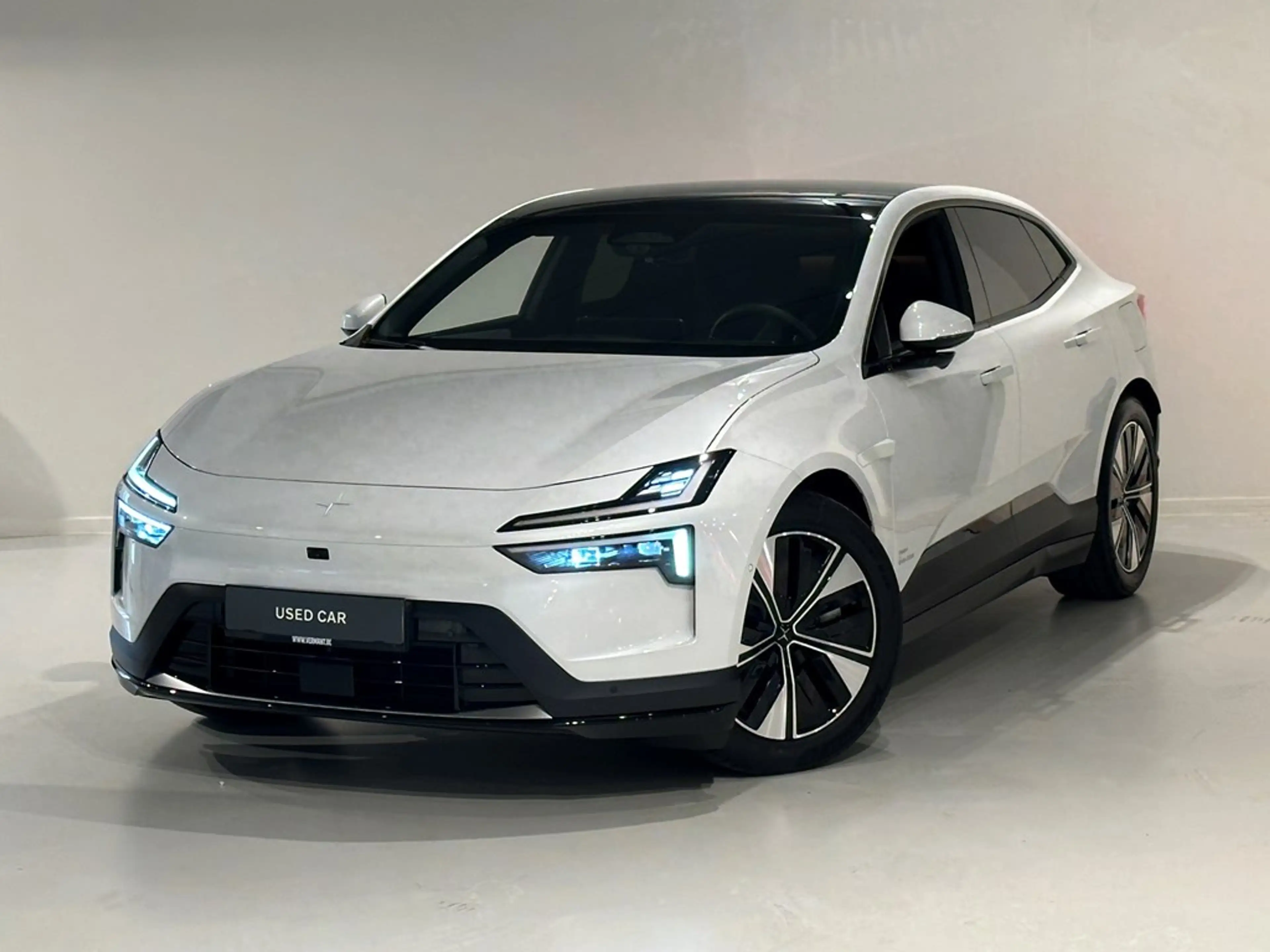 Polestar 4 Long Range PILOT PLUS PACK