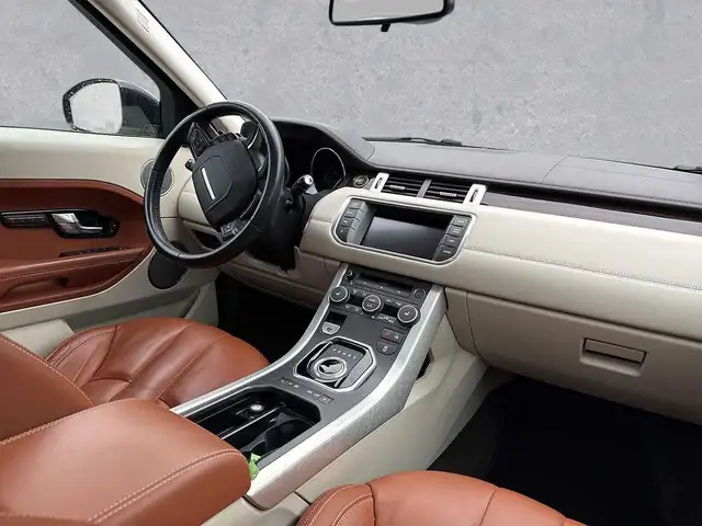 Land Rover Range Rover Evoque view 4