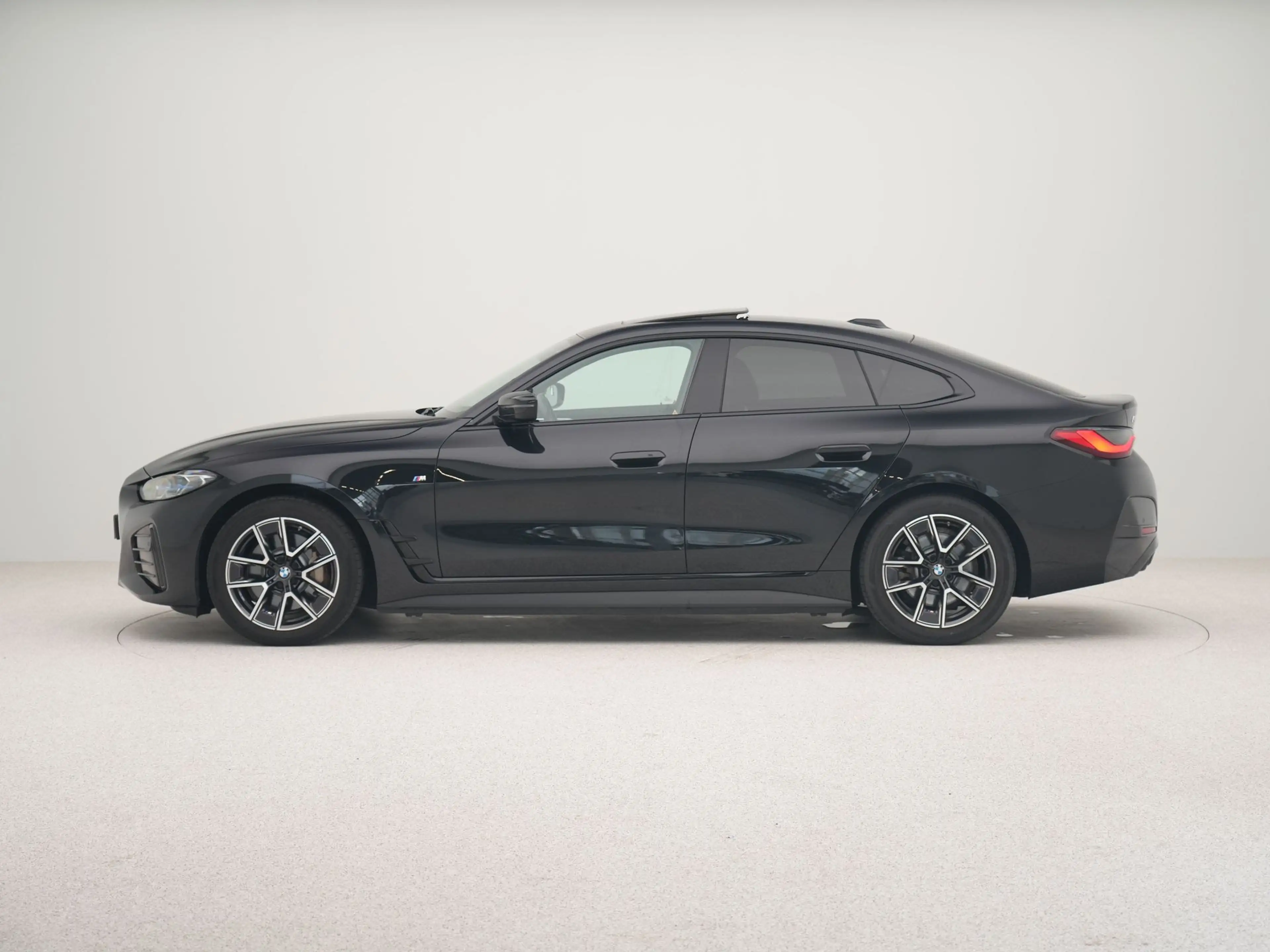 BMW i4 eDrive40 High Executive 84 kWh M-Sport — photo 13