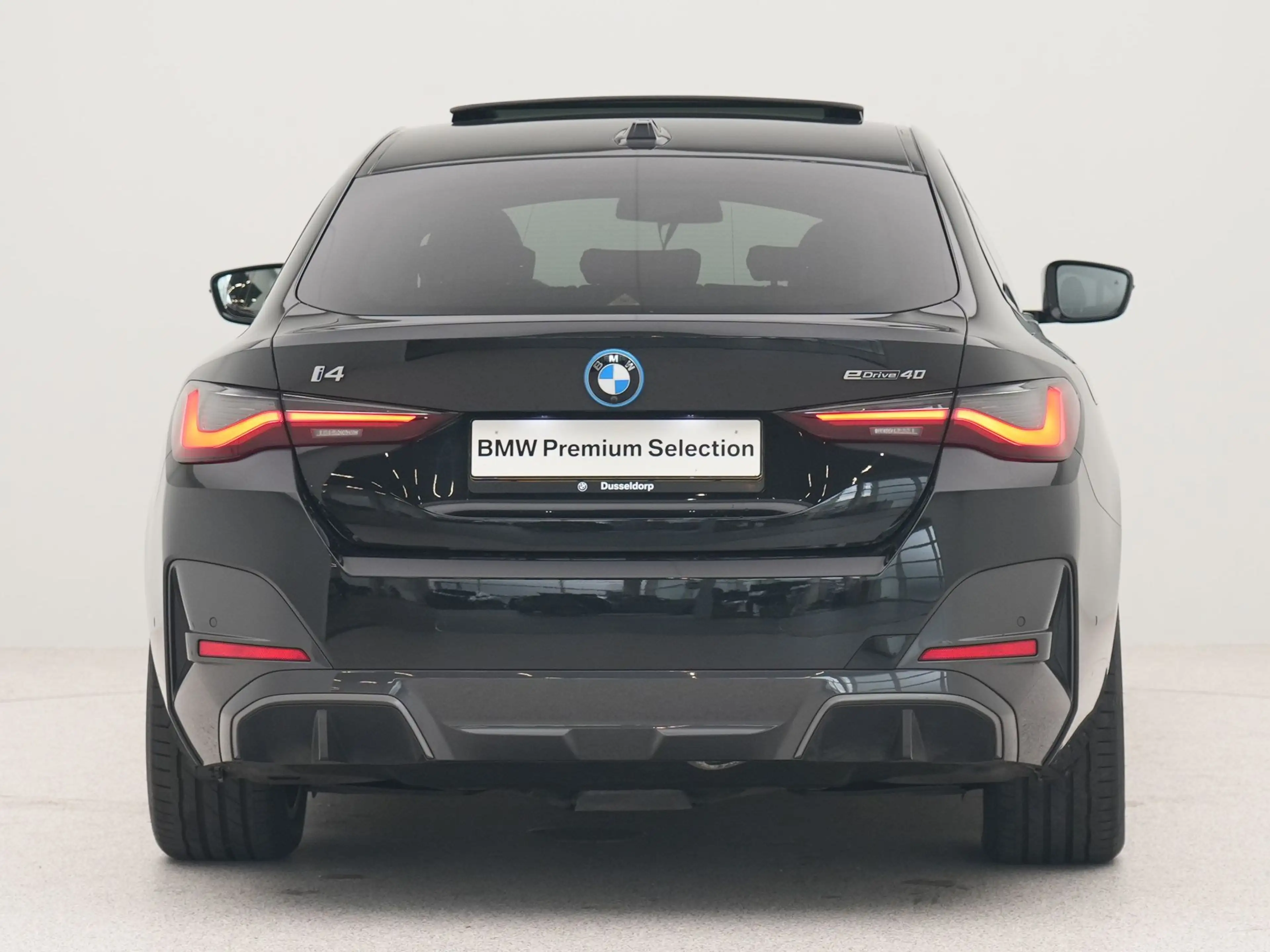 BMW i4 eDrive40 High Executive 84 kWh M-Sport — photo 11