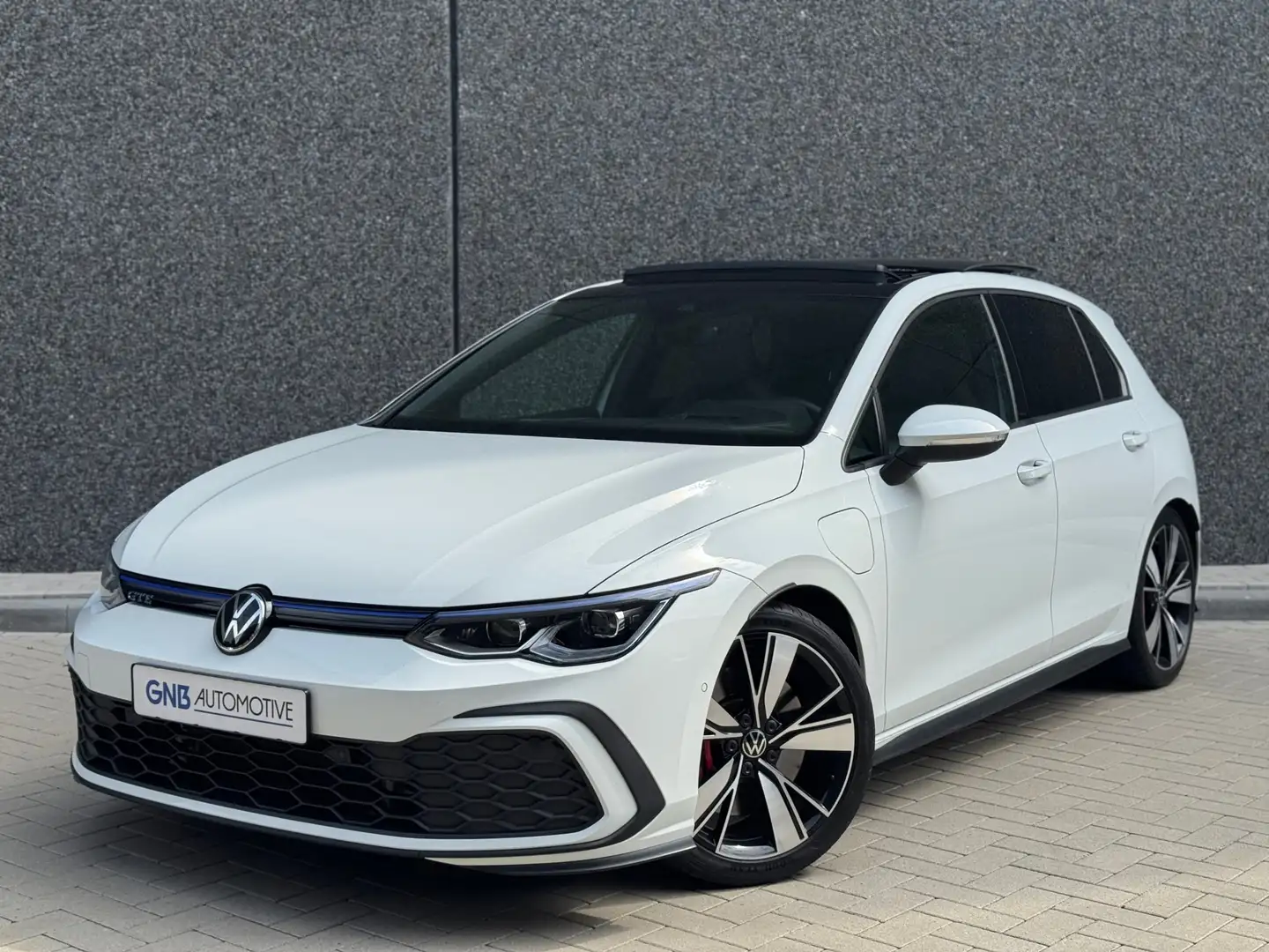 Volkswagen Golf GTE 1.4 eHybrid | Pano | Head-up | IQ light | Dodehoek Weiß - 1