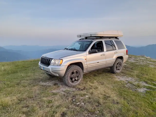 Jeep Grand Cherokee Grand Cherokee II 1999 2.7 crd Limited auto