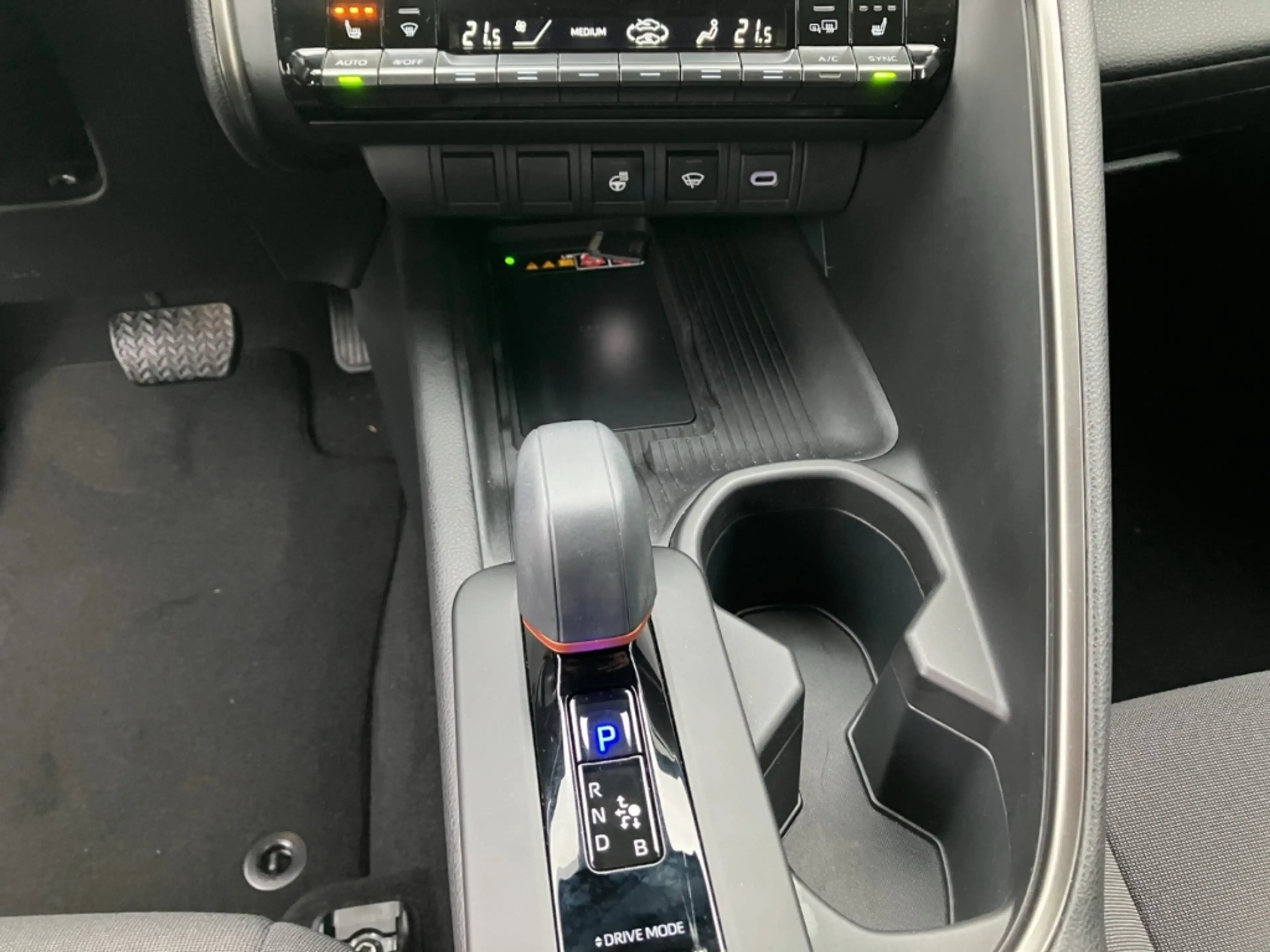 Toyota C-HR Teamplayer+TEC-P+GJ-RÄDER+TOYOTA RELAX !! — photo 14