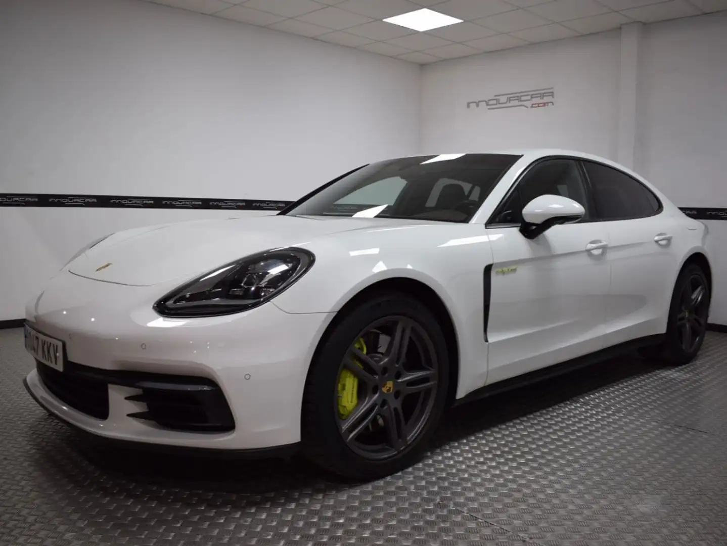 Porsche Panamera 4 EHybrid Executive Blanc - 1