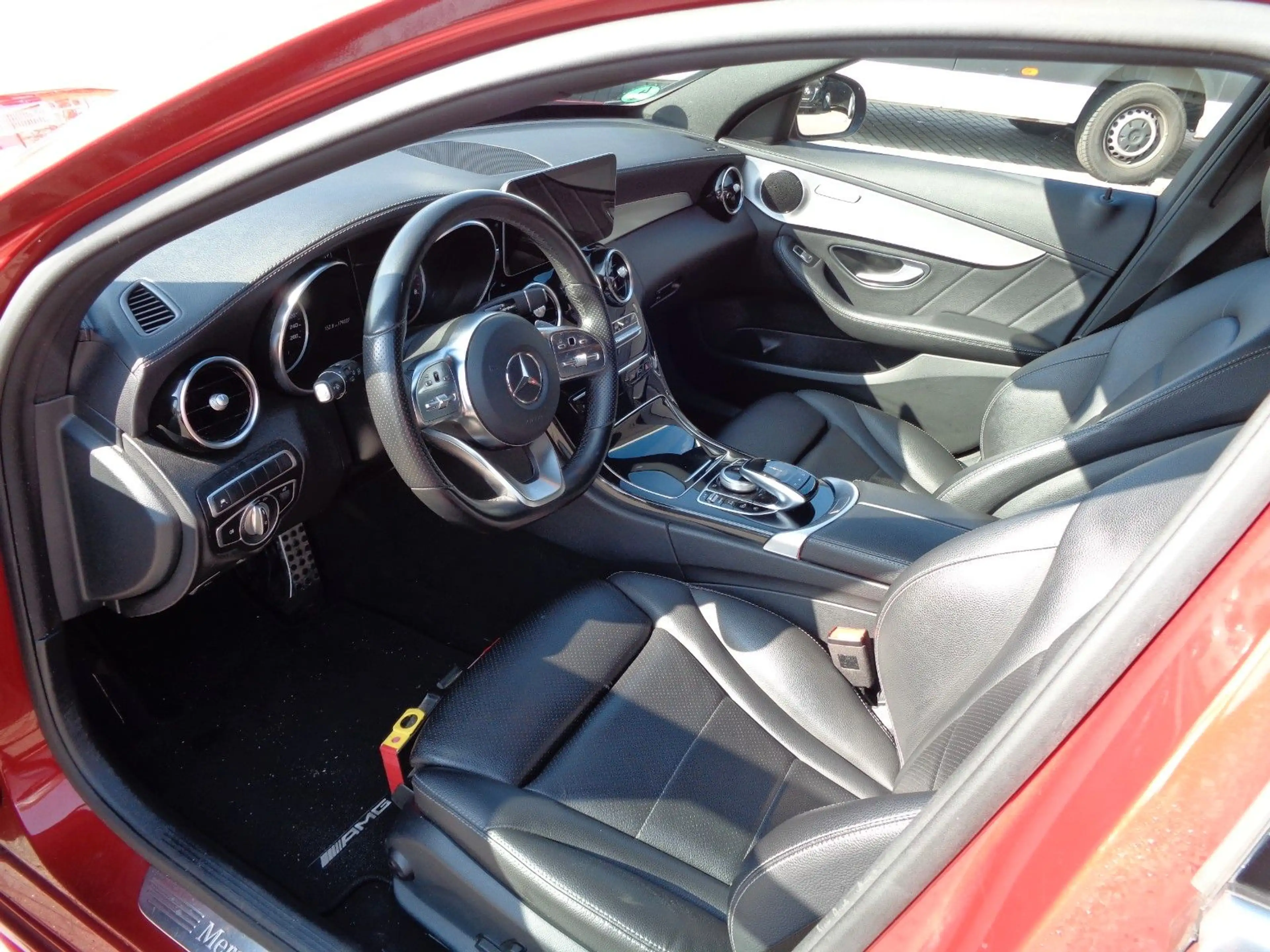 Mercedes-Benz C 300 T,AMG,NAVI,SPUR,LED,DISTRONIC,KAMERA — photo 9