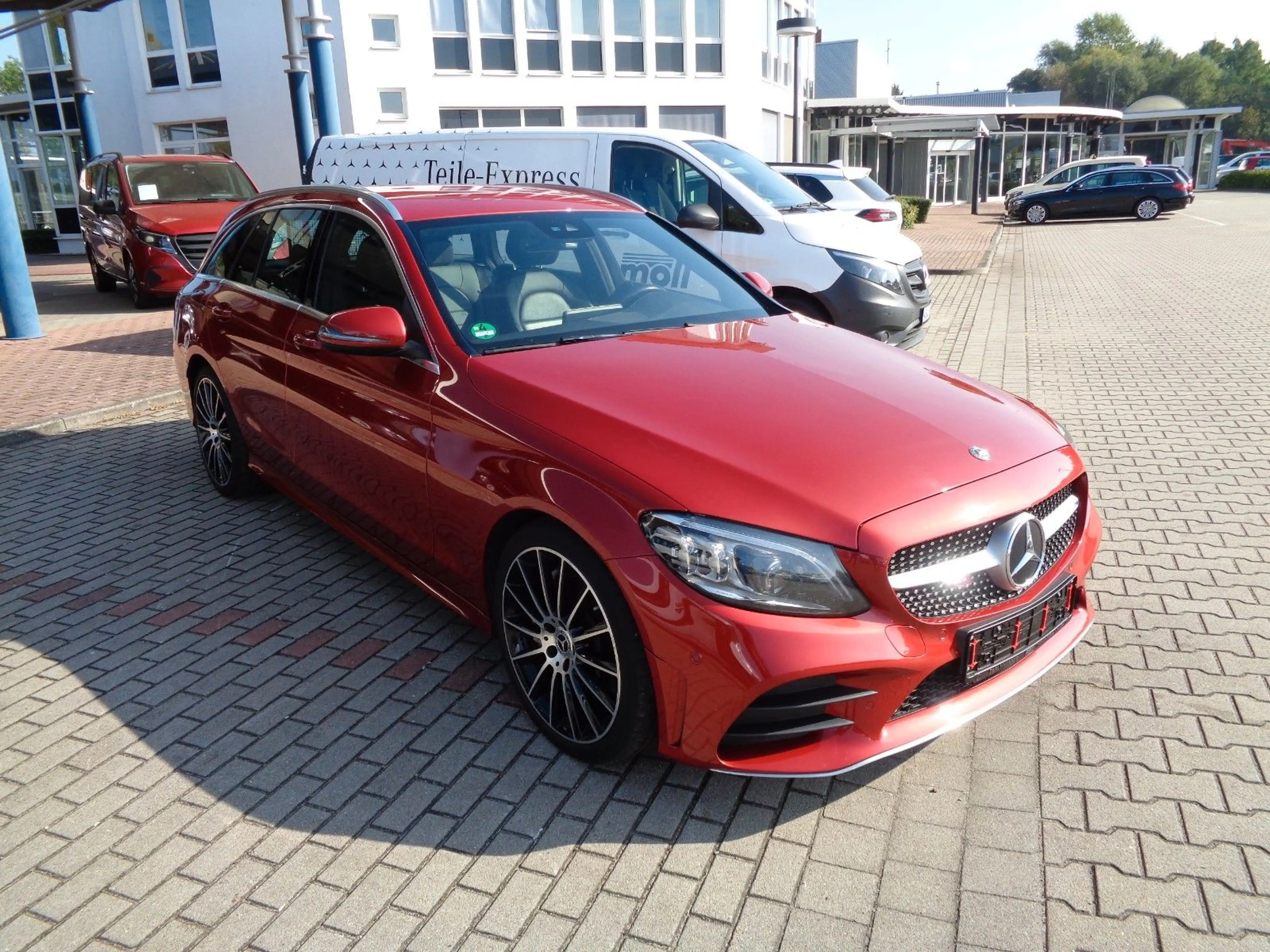 Mercedes-Benz C 300 T,AMG,NAVI,SPUR,LED,DISTRONIC,KAMERA — photo 3