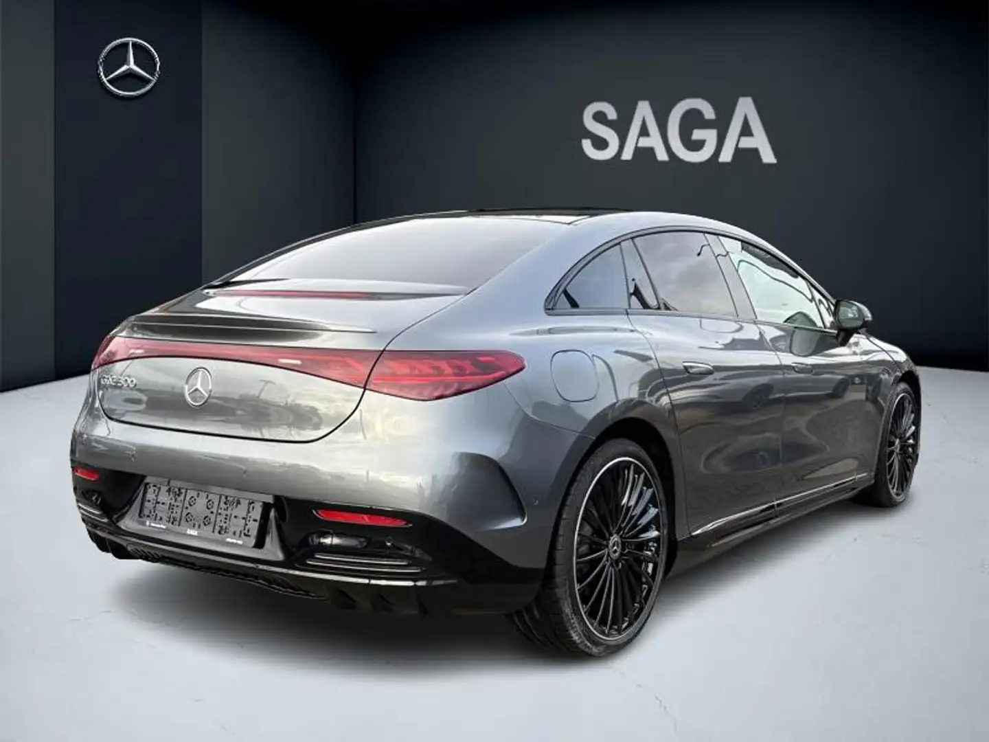 Mercedes-Benz EQE 300 EQE TechEdition AMG LIne Gris - 2