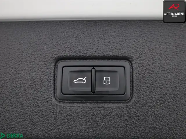 Audi Q7 view 25