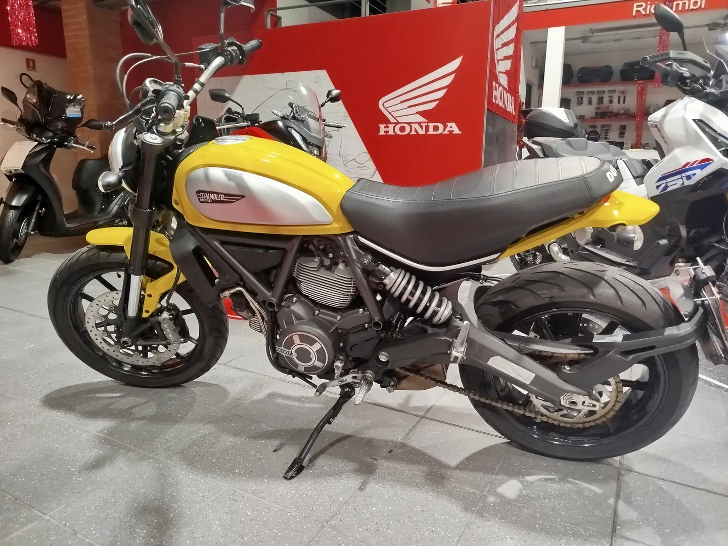Ducati Scrambler ICON YELLOW Galben - 2