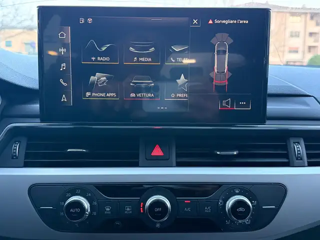 Audi A4 view 11
