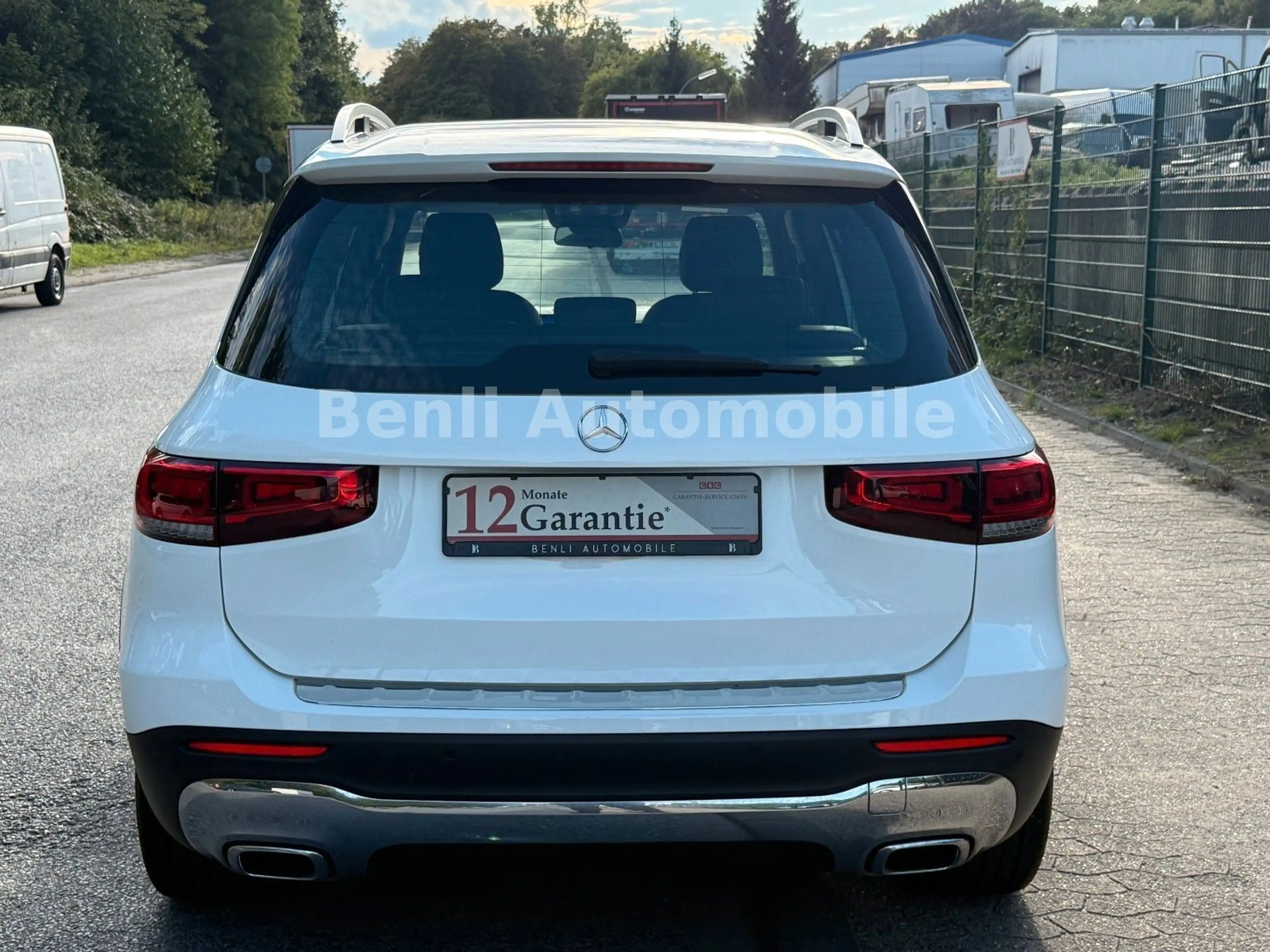 Mercedes-Benz GLB 180 /SCHKHFT/LED/WIDESCREEN/TMP/TEILLEDER/NAV — photo 4