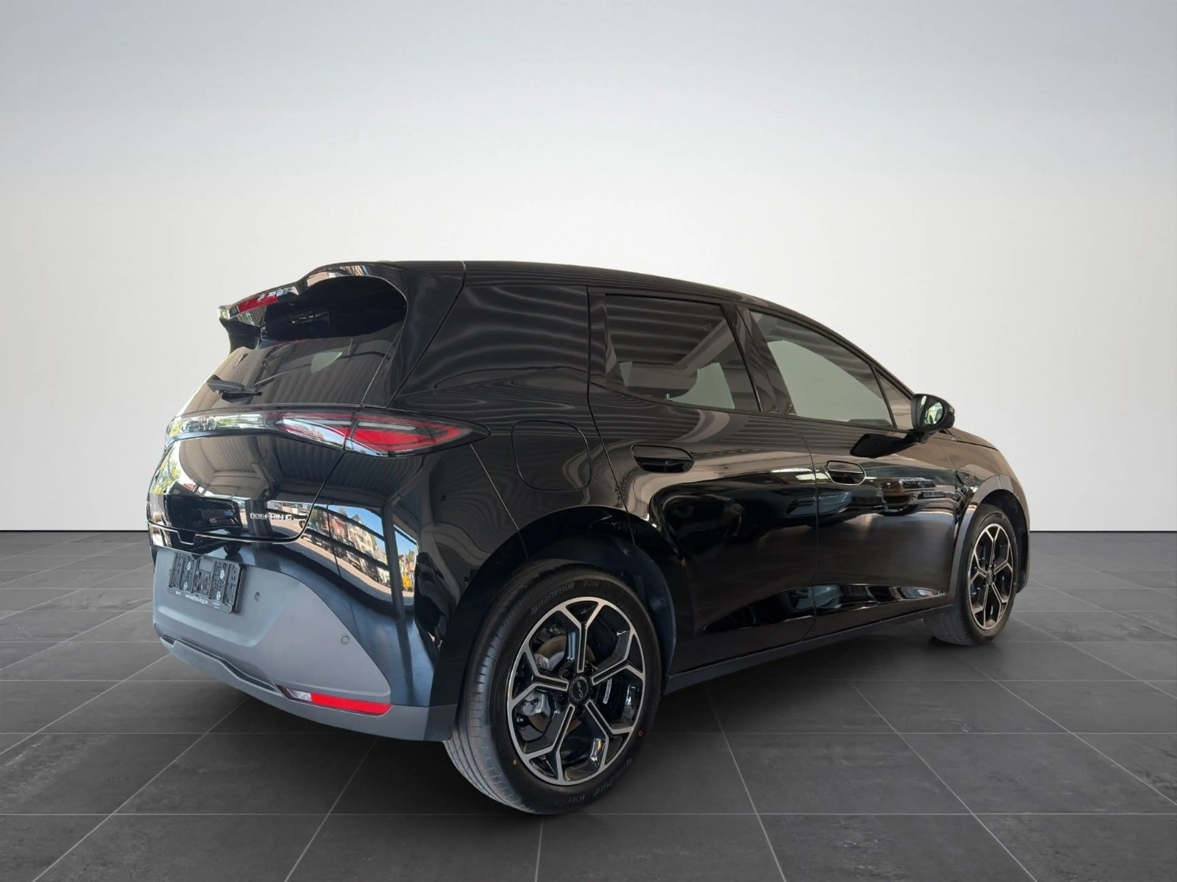 BYD Dolphin G DM-i Comfort /PANO/SHZ/SOFORT — photo 3