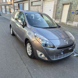 Scénic 1.4i 16v Family 5pl.