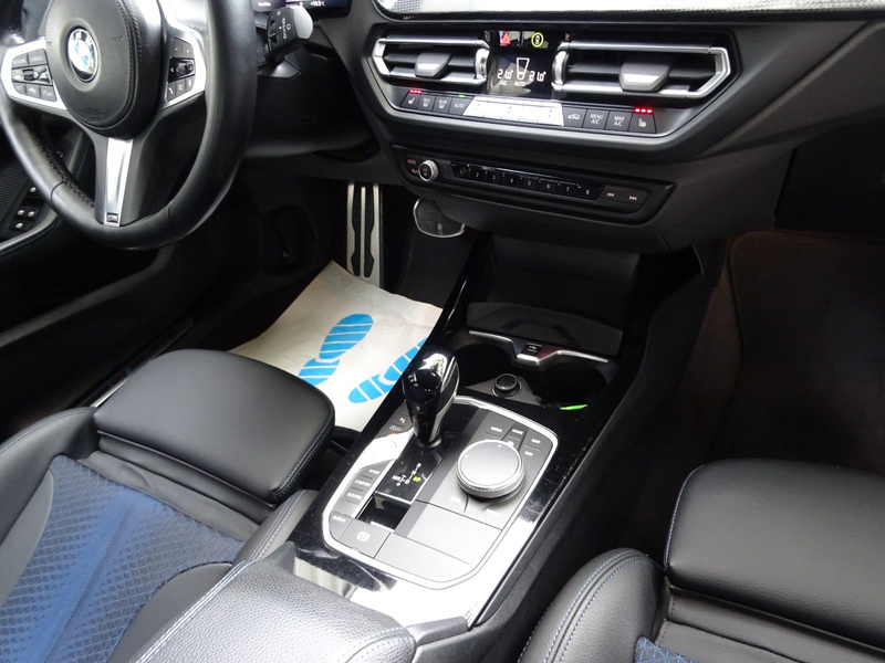 BMW 118 i Aut 17" M Sportpaket Navi Leder Ad. LED ACC — photo 9