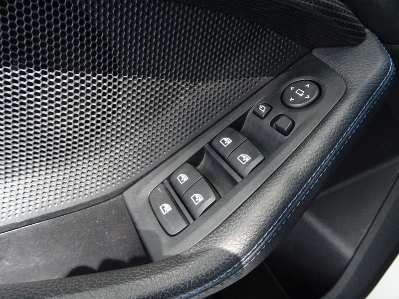 BMW 118 i Aut 17" M Sportpaket Navi Leder Ad. LED ACC — photo 13