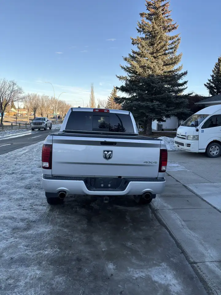 RAM 1500 снимка RAM 1500