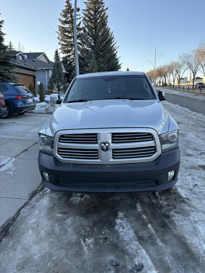 RAM 1500 снимка RAM 1500