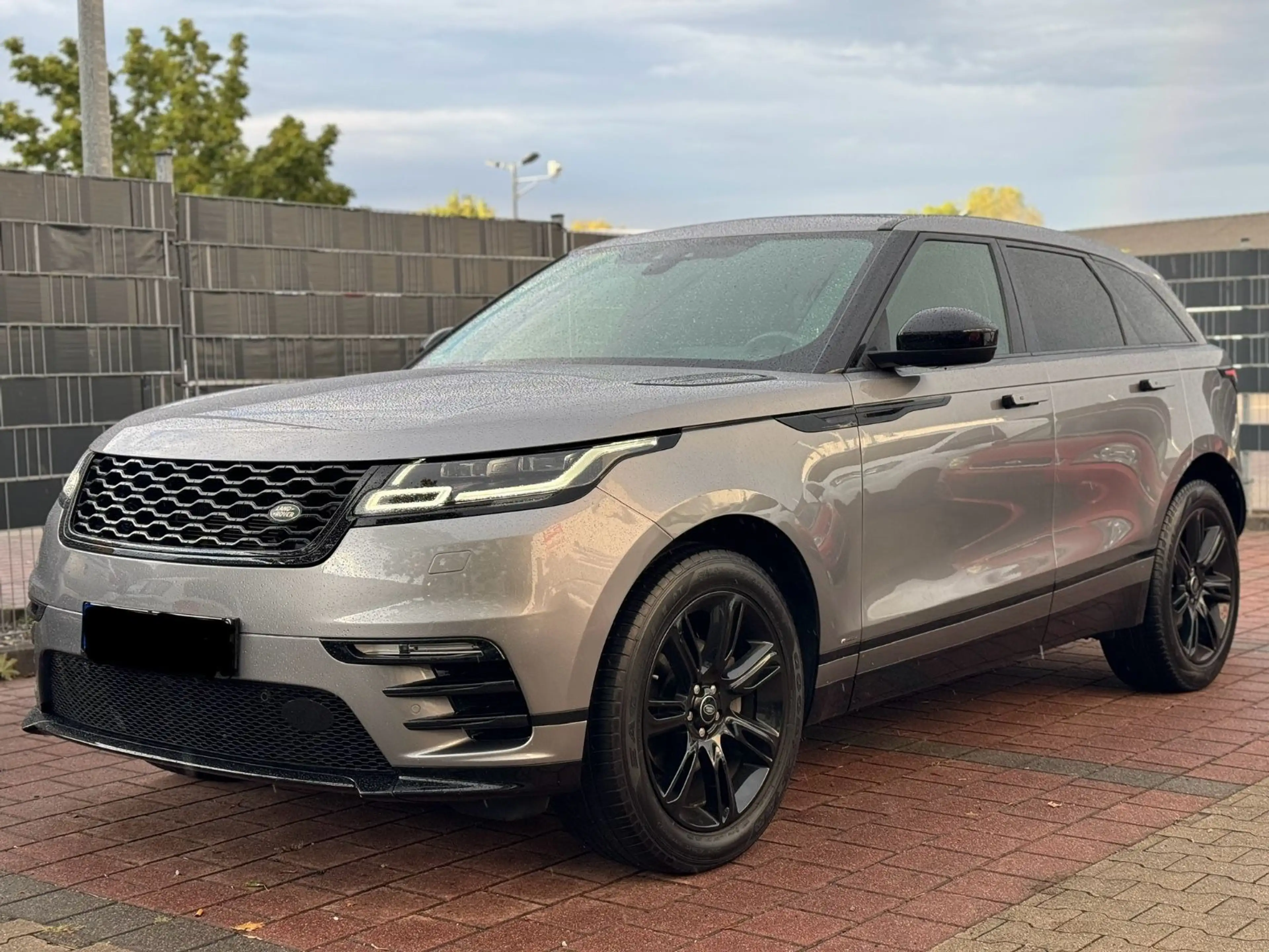 Land Rover Range Rover Velar R-Dynamic S PANO/HEAD-UP/KAMERA — photo 2