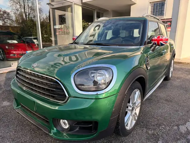 MINI One Countryman 1.5 Hype