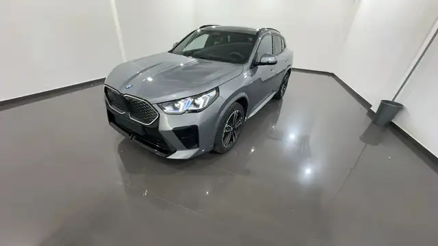 BMW iX2 iX2 20 eDrive M Sport 204cv auto