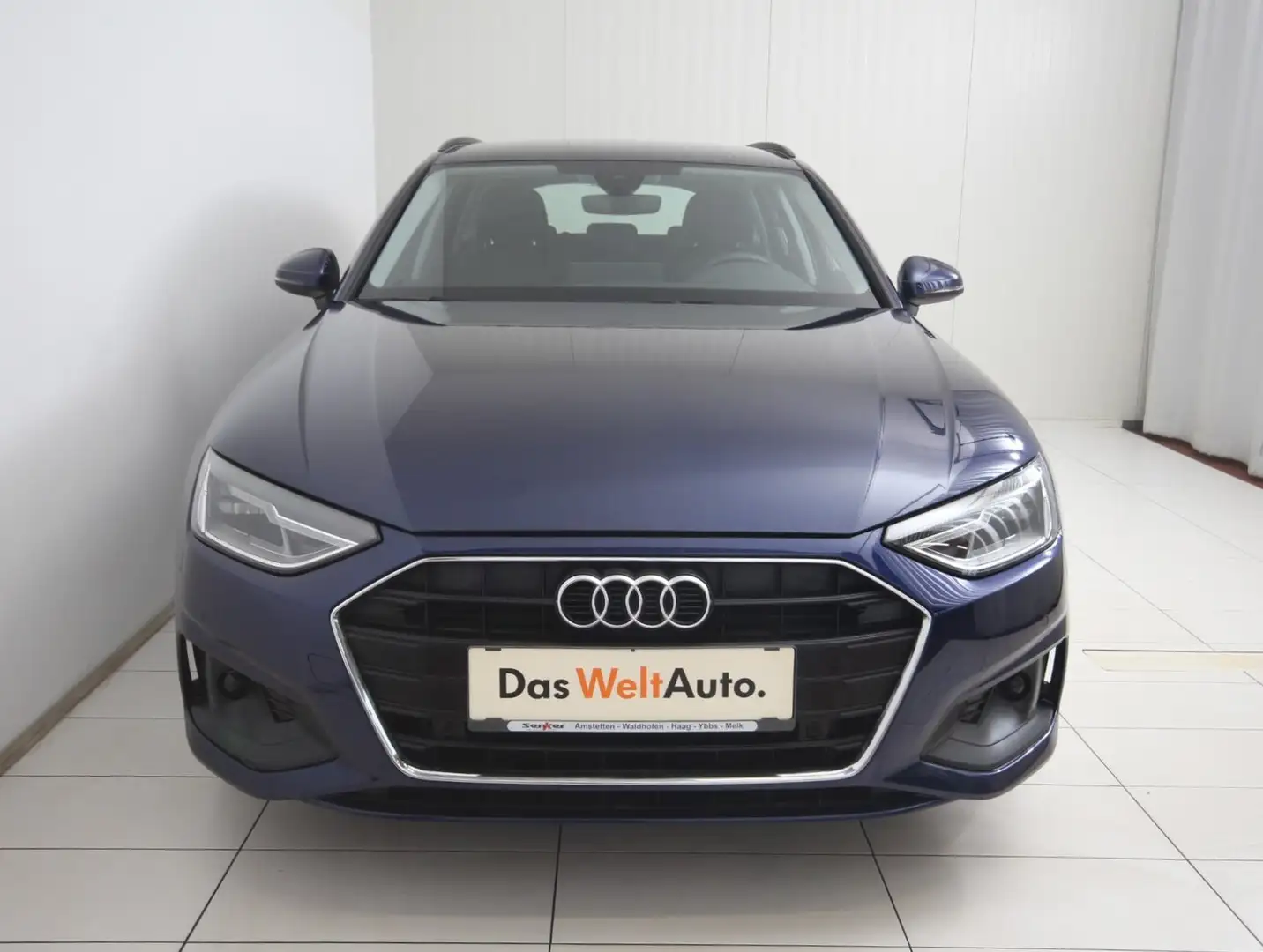 Audi A4 35 TDI Blau - 2