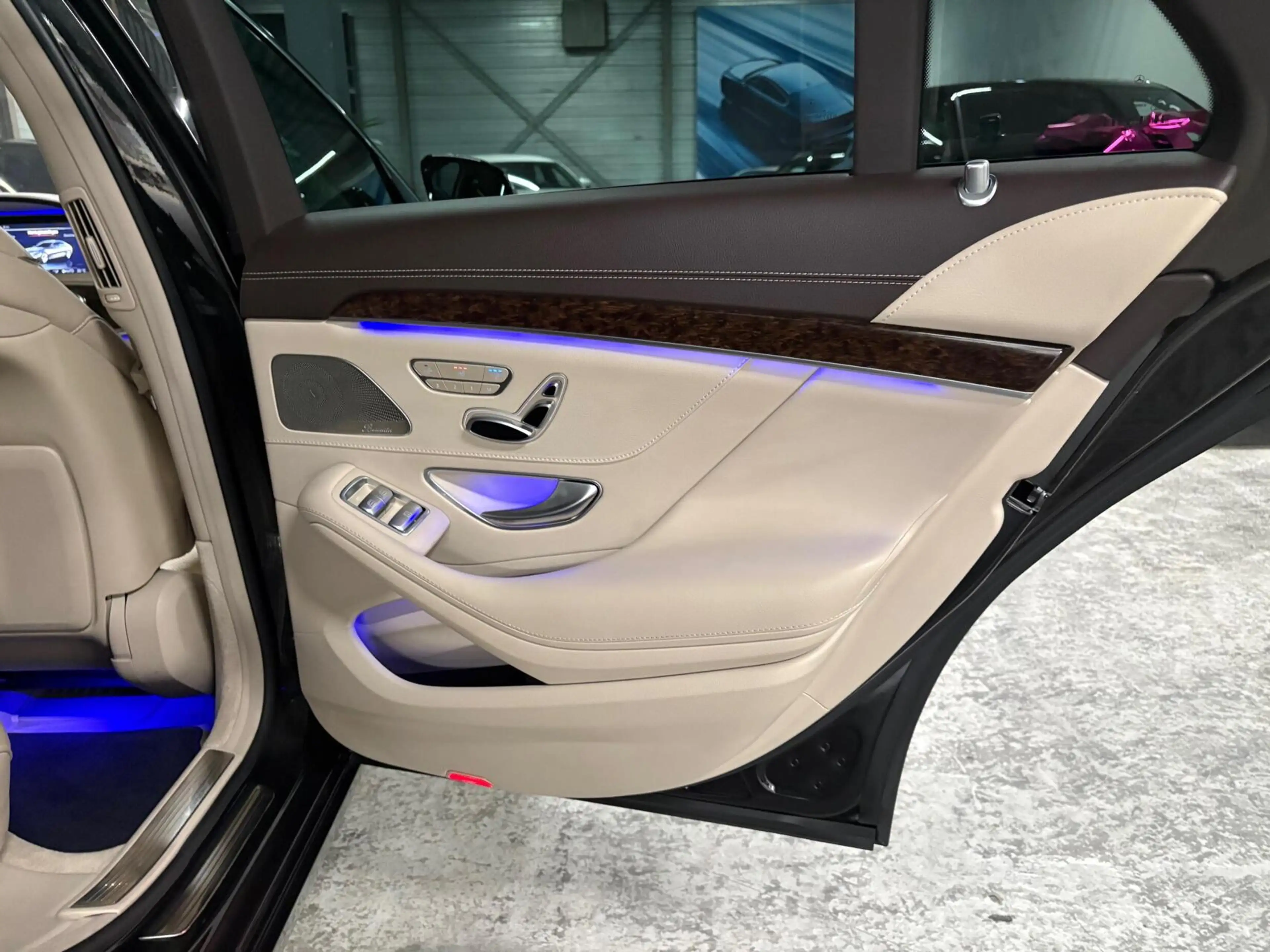 Mercedes-Benz S 400 400H Lang Prestige Plus|Burmester|Massage| — photo 33