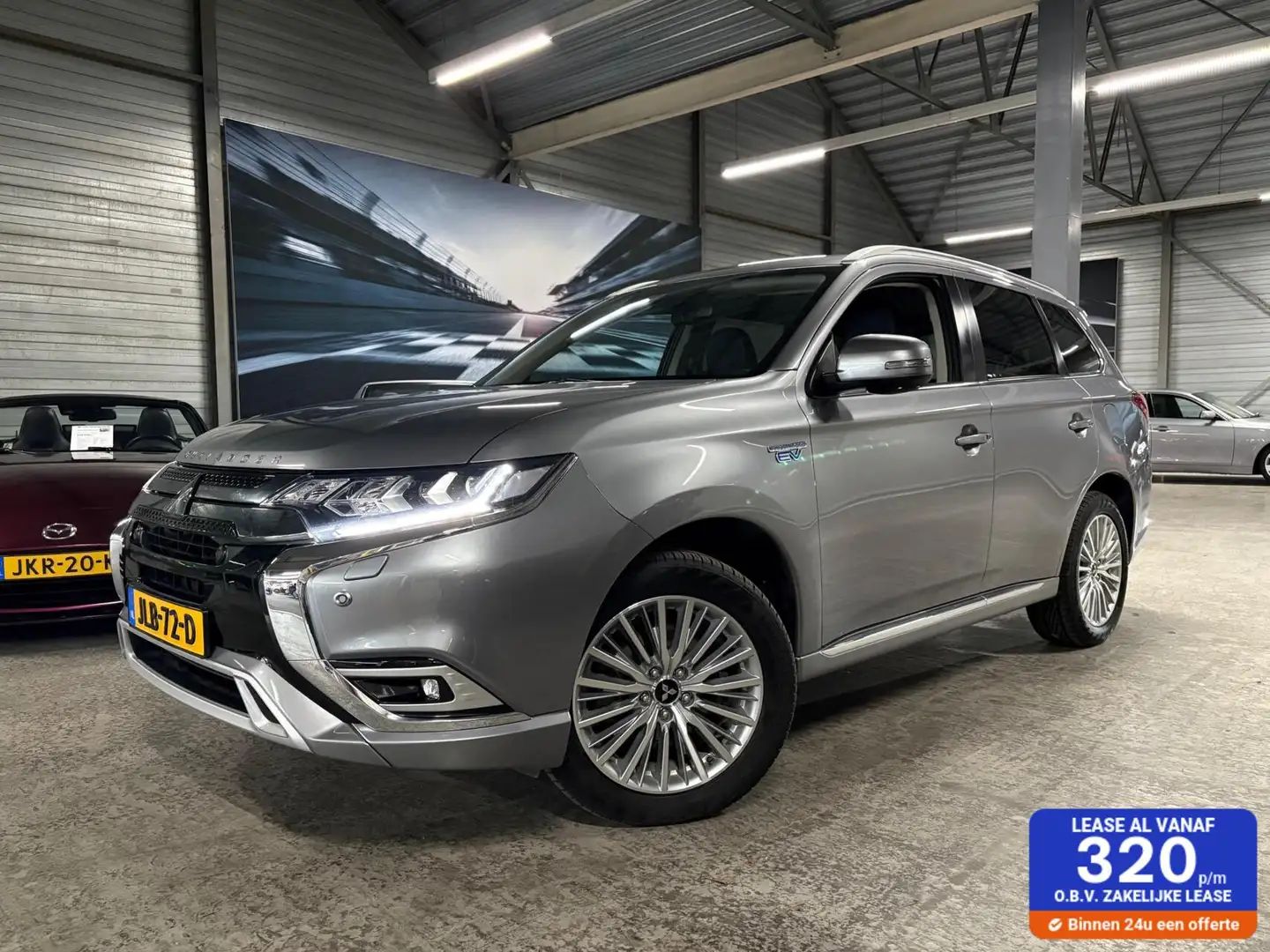 Mitsubishi Outlander 2.4 PHEV Intense | Trekhaak | 1 Eigenaar | 100% On Gris - 1
