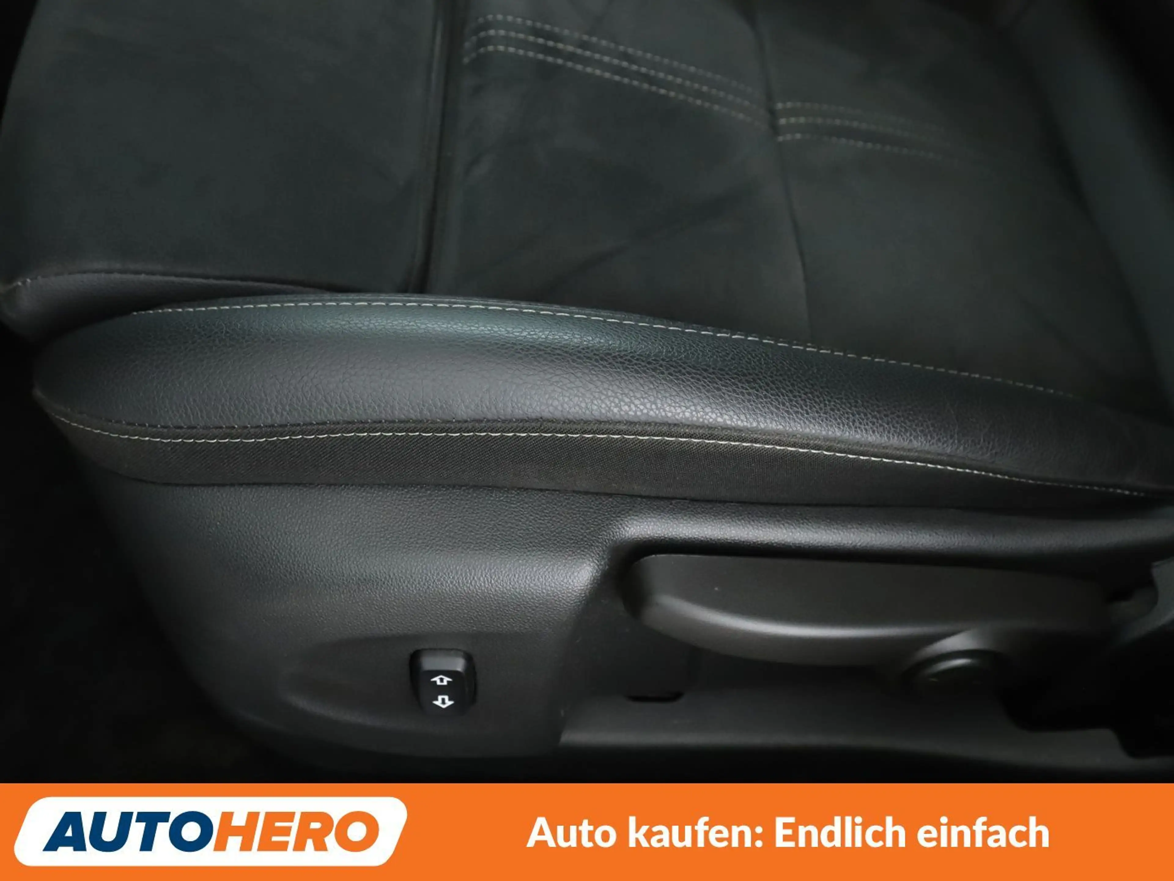 Opel Astra 1.4 SIDI Turbo Innovation Start&Stop Aut*NAVI*LED* — photo 25