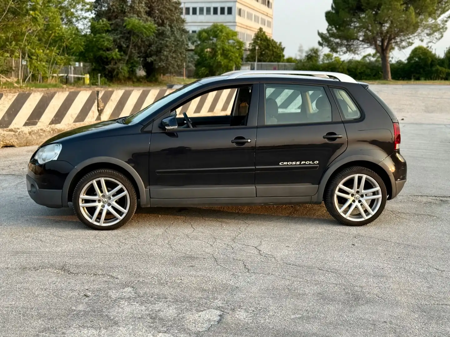 Volkswagen Polo Cross 1.4 Diesel UNICO PROPRIETARIO neopatentati ok - 2