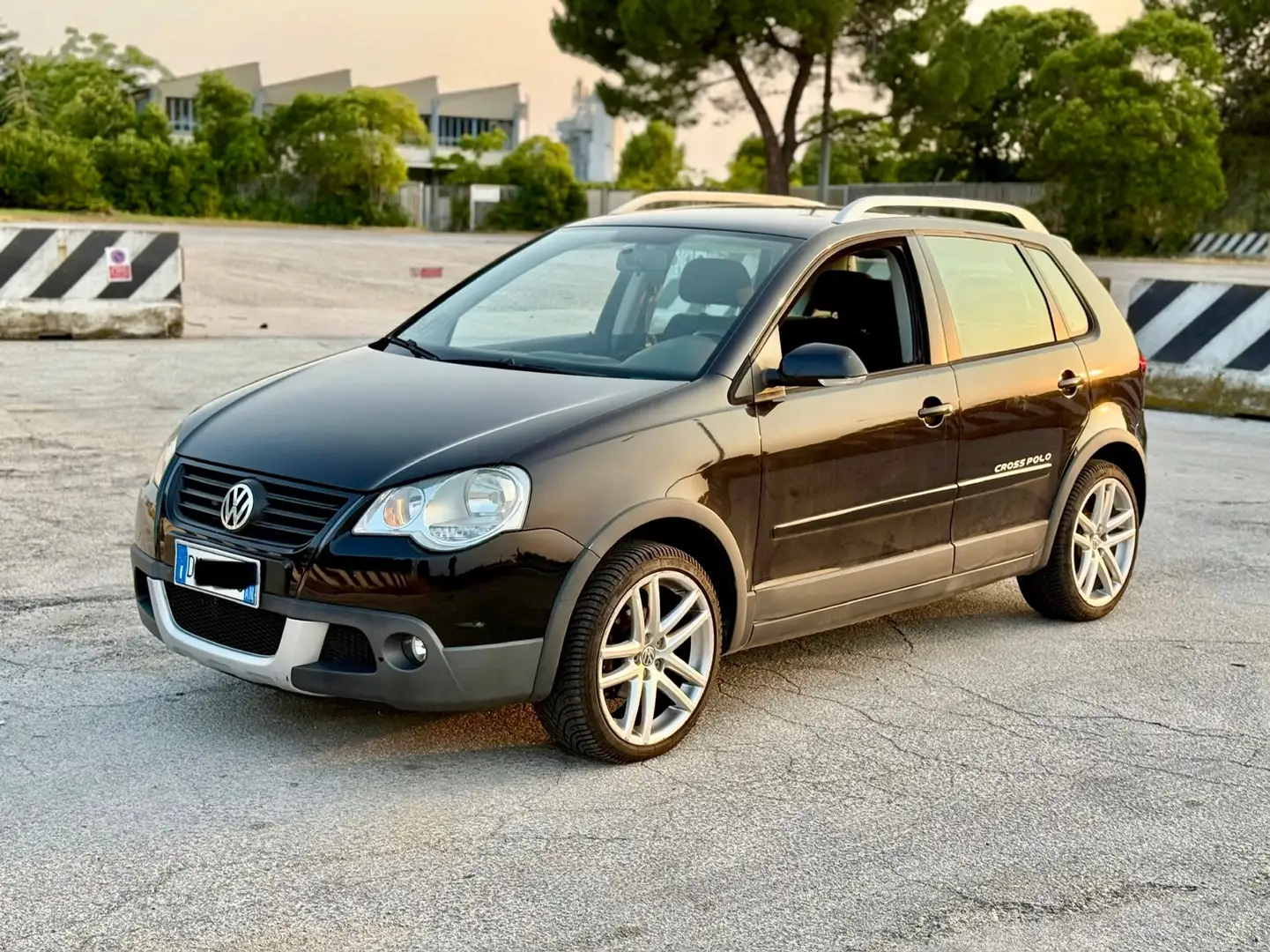 Volkswagen Polo Cross 1.4 Diesel UNICO PROPRIETARIO neopatentati ok - 1