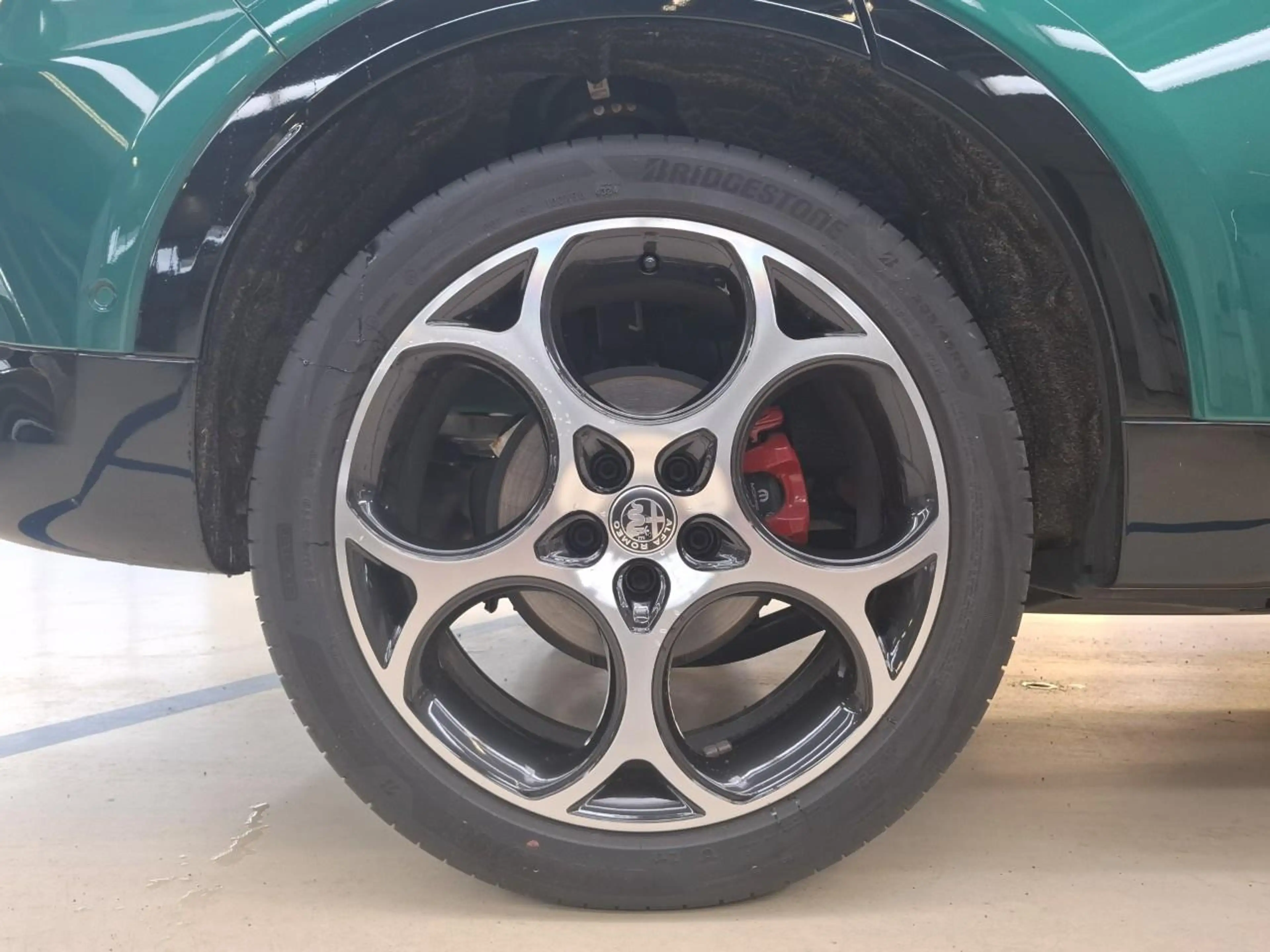 Alfa Romeo Tonale 1.5T Hybrid Sprint — photo 8