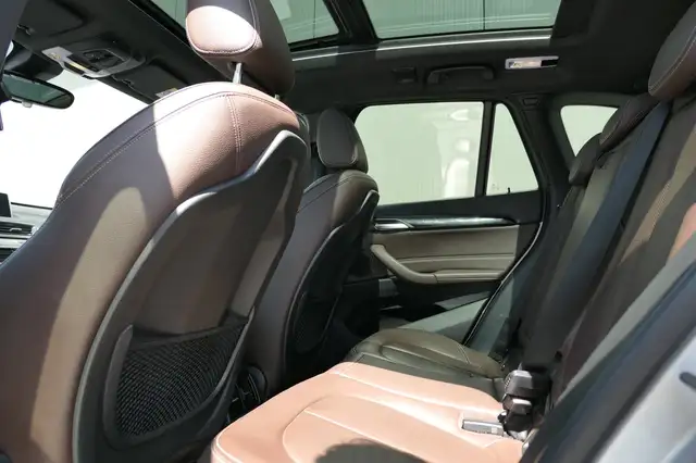 BMW X1 view 13