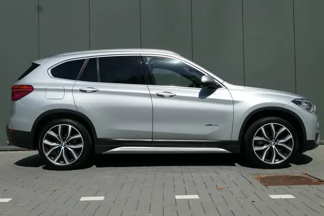 BMW X1 view 10