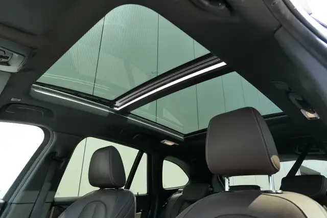 BMW X1 view 6
