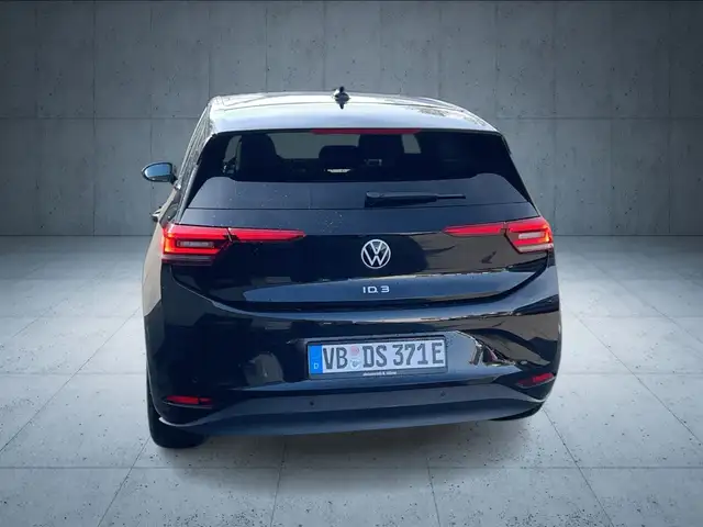 Volkswagen ID.3 view 4