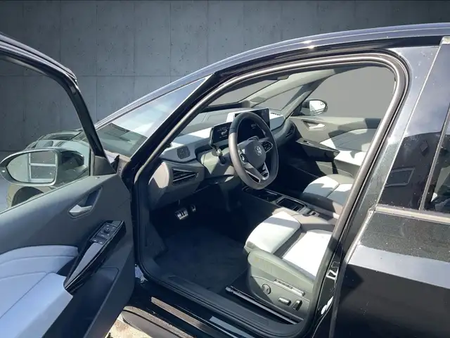 Volkswagen ID.3 view 9