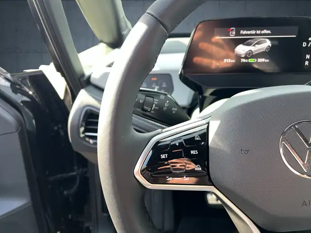 Volkswagen ID.3 view 25