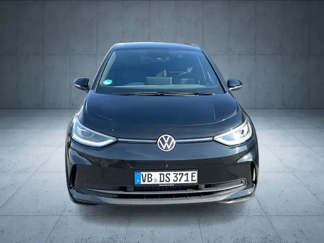 Volkswagen ID.3 view 8