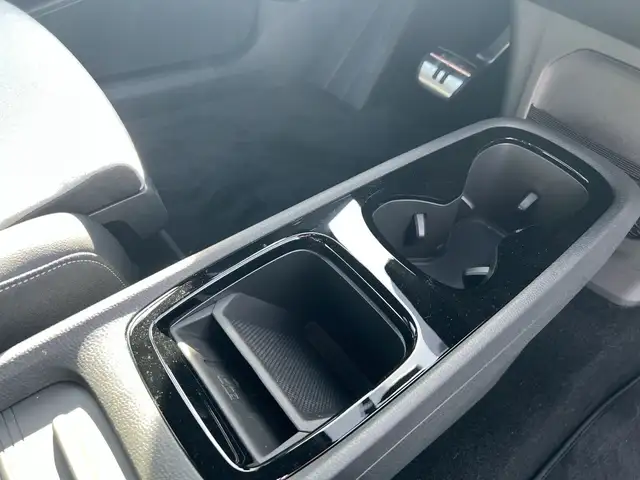 Volkswagen ID.3 view 22