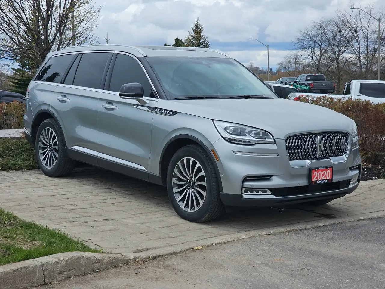 Lincoln Aviator снимка Lincoln Aviator