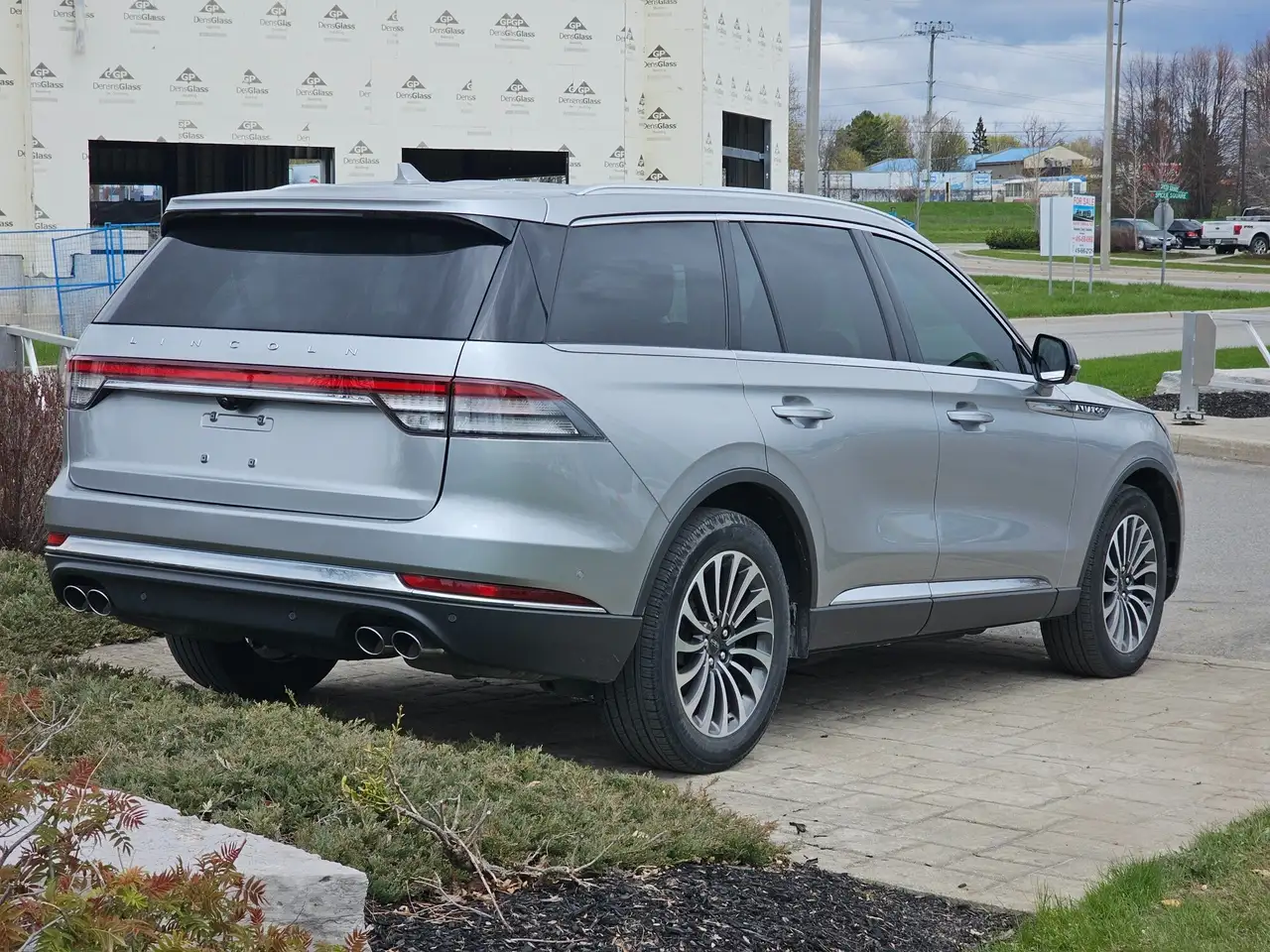 Lincoln Aviator снимка Lincoln Aviator