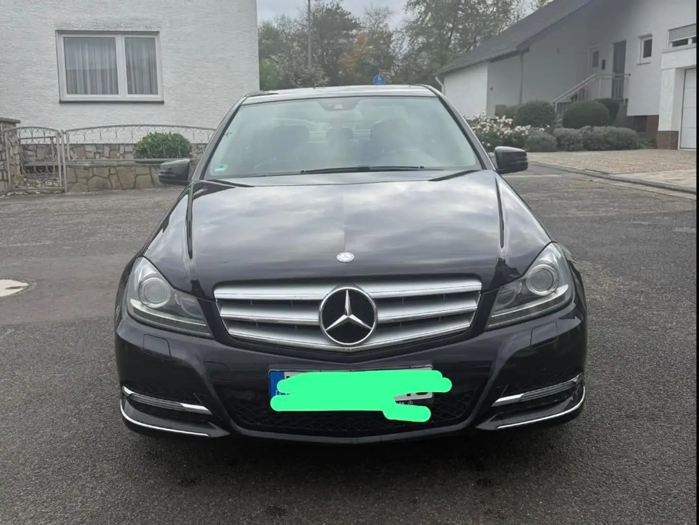 Mercedes-Benz C 180 C 180 (BlueEFFICIENCY) 7G-TRONIC Avantgarde Černá - 1