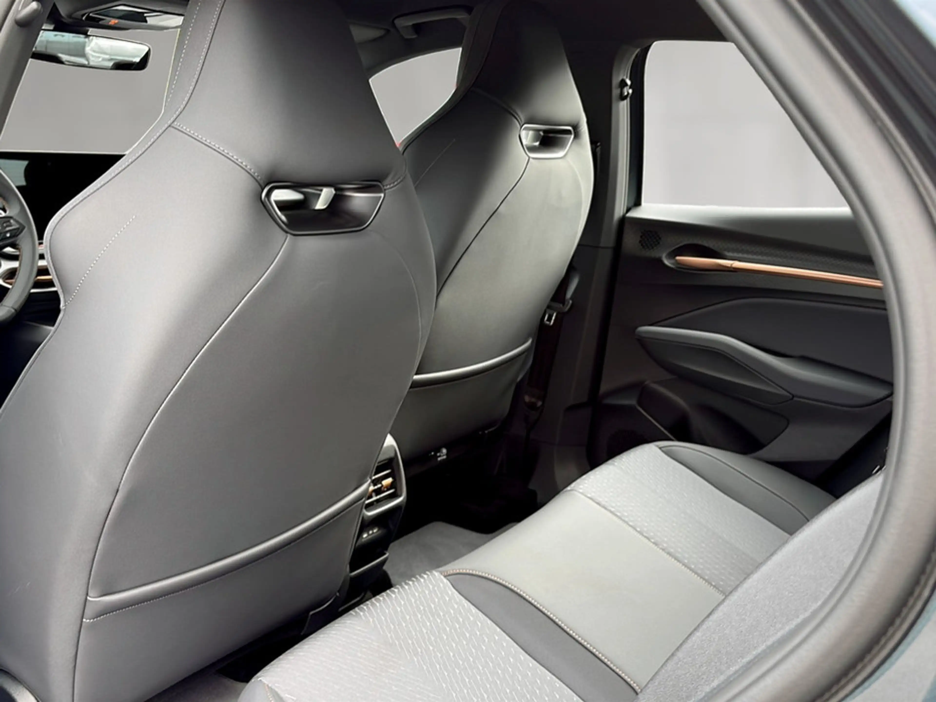 CUPRA Raval ENDURANCE 52/55 155kW/210 PS — photo 11