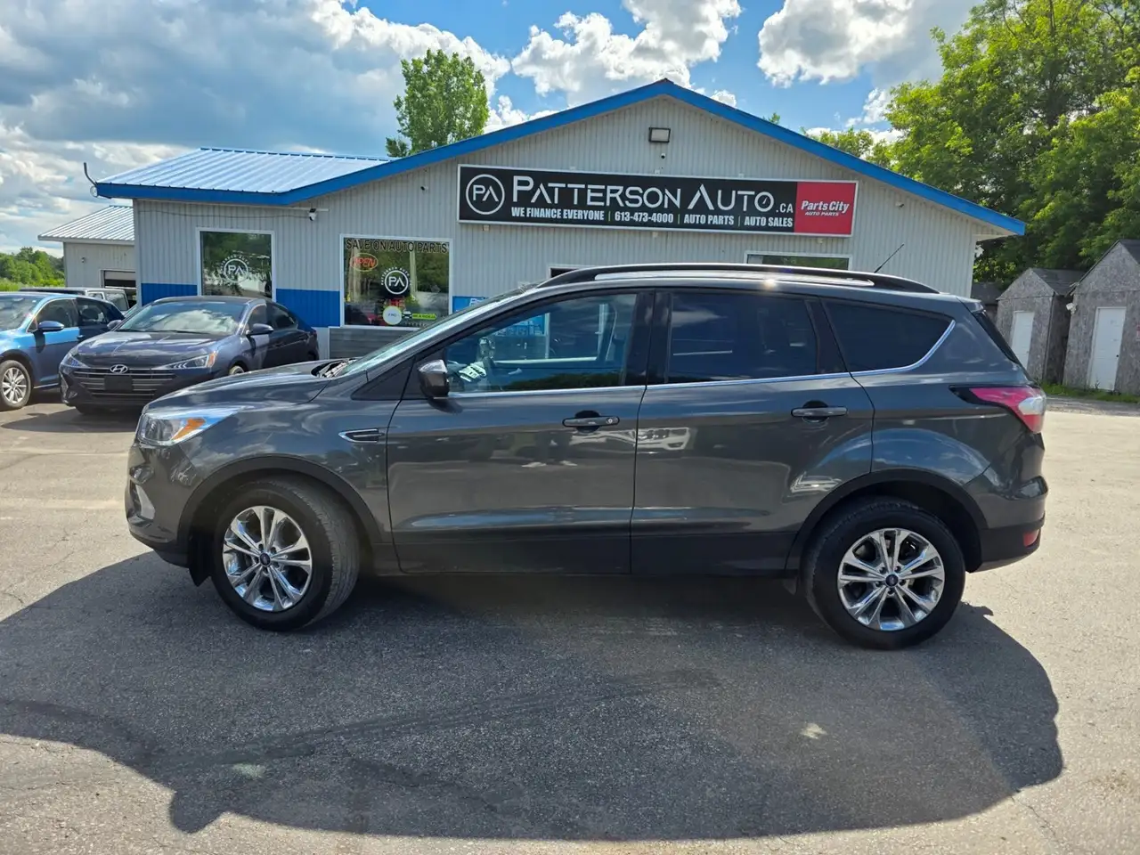 Ford Escape снимка Ford Escape