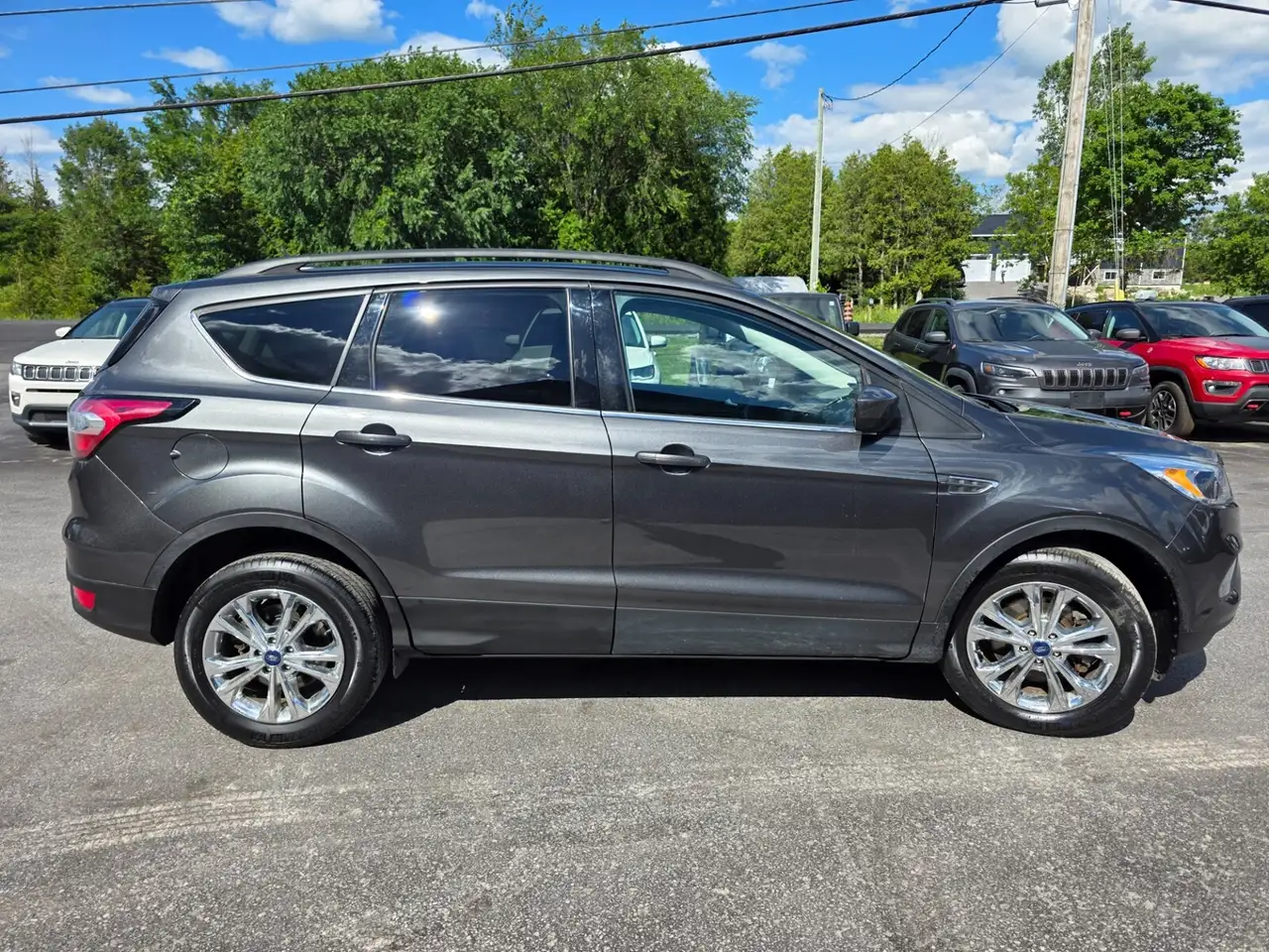 Ford Escape снимка Ford Escape